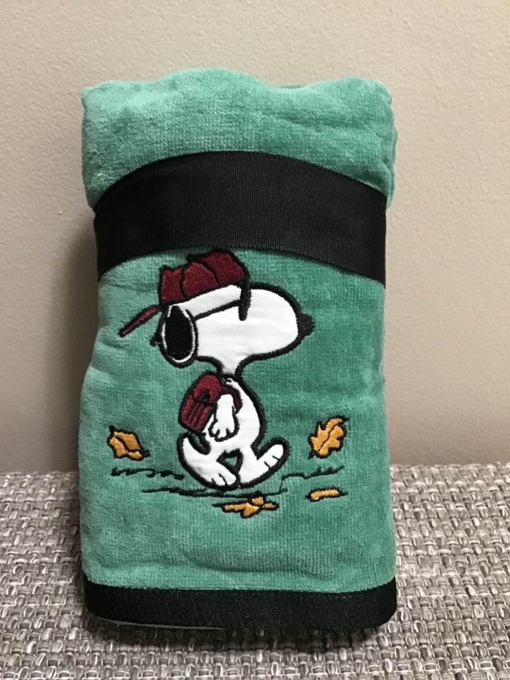 Peanuts Snoopy Microfiber Hand Towels - Snoopy Hangable Microfiber Hand  Towels - Shop norns Towels - Pinkoi