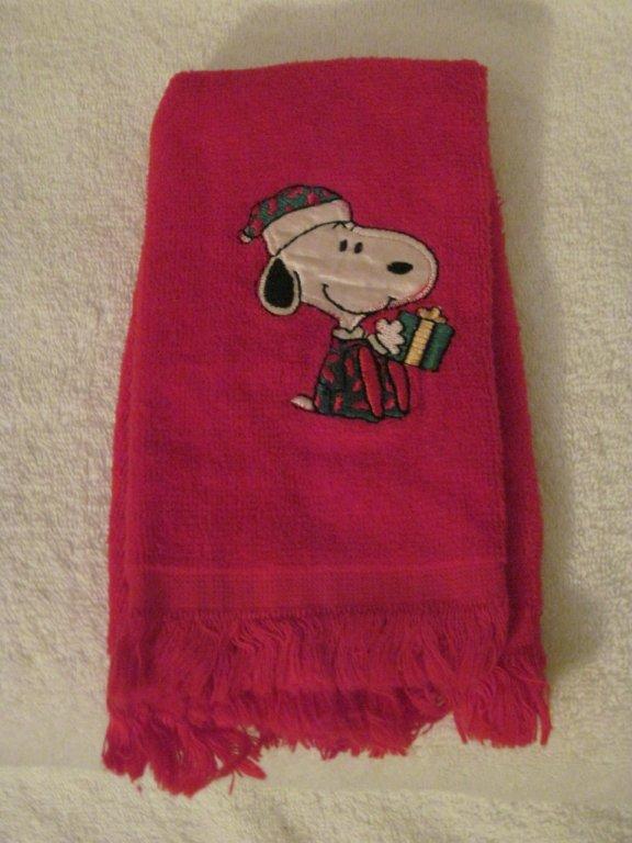 Peanuts Snoopy Microfiber Hand Towels - Snoopy Hangable Microfiber Hand  Towels - Shop norns Towels - Pinkoi