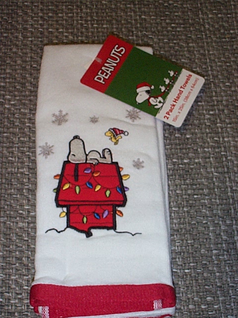 Peanuts Snoopy Microfiber Hand Towels - Snoopy Hangable Microfiber Hand  Towels - Shop norns Towels - Pinkoi